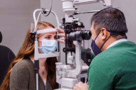 Glaucoma test slit lamp